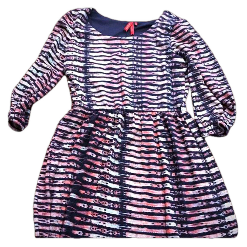 6/$20 Red Camel 3/4 Sleeve Dress M